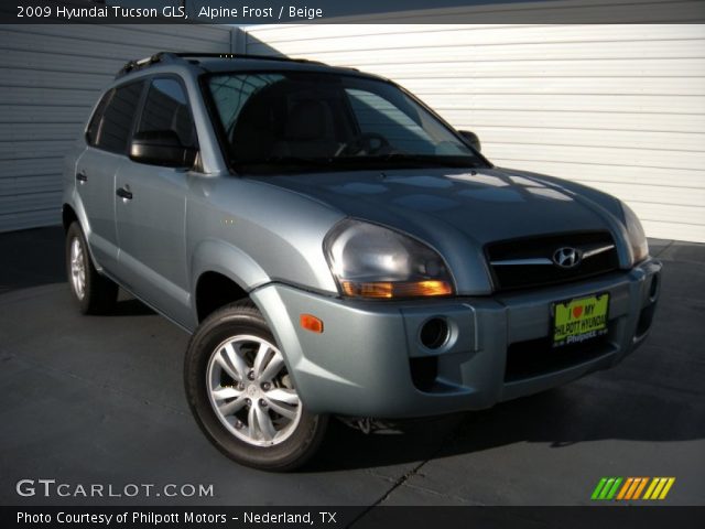 2009 Hyundai Tucson GLS in Alpine Frost