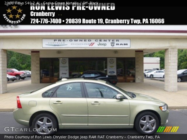 2008 Volvo S40 2.4i in Gecko Green Metallic