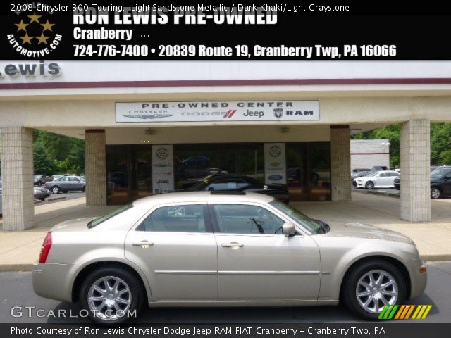 2008 Chrysler 300 Touring in Light Sandstone Metallic