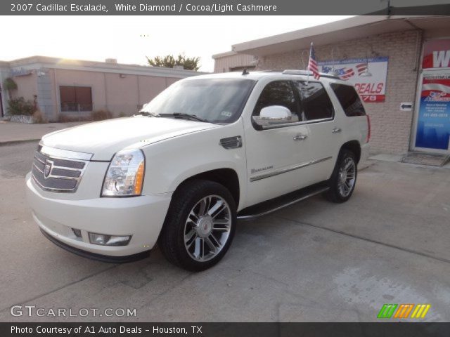 2007 Cadillac Escalade  in White Diamond