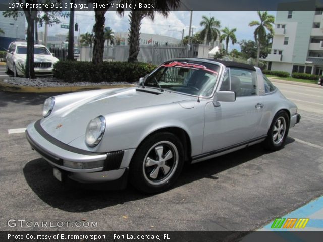 1976 Porsche 911 S Targa in Silver Metallic