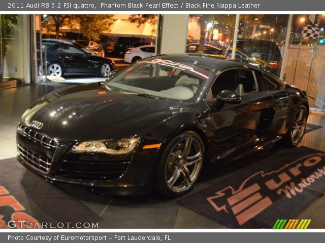 2011 Audi R8 5.2 FSI quattro in Phantom Black Pearl Effect