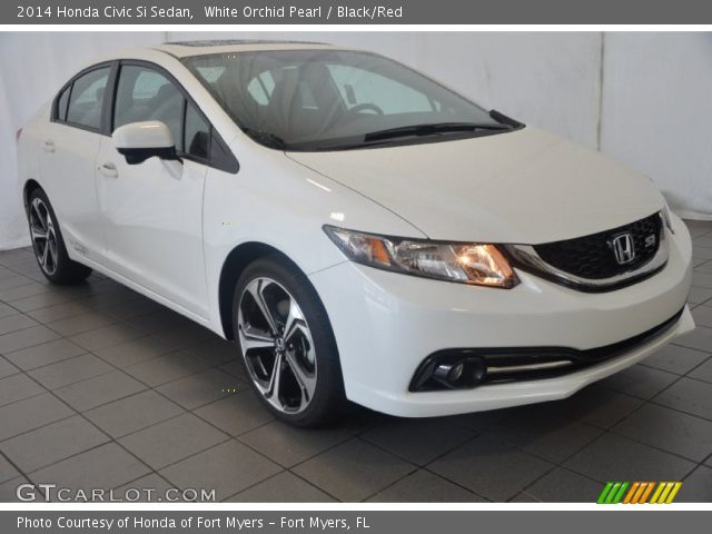 2014 Honda Civic Si Sedan in White Orchid Pearl