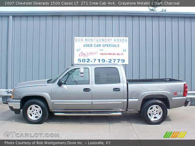 2007 Chevrolet Silverado 1500 Classic LT  Z71 Crew Cab 4x4 in Graystone Metallic