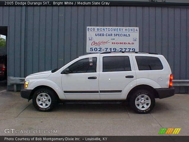 2005 Dodge Durango SXT in Bright White