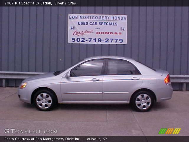 2007 Kia Spectra LX Sedan in Silver