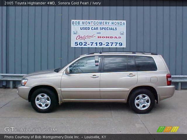 2005 Toyota Highlander 4WD in Sonora Gold Pearl