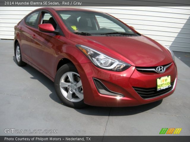 2014 Hyundai Elantra SE Sedan in Red