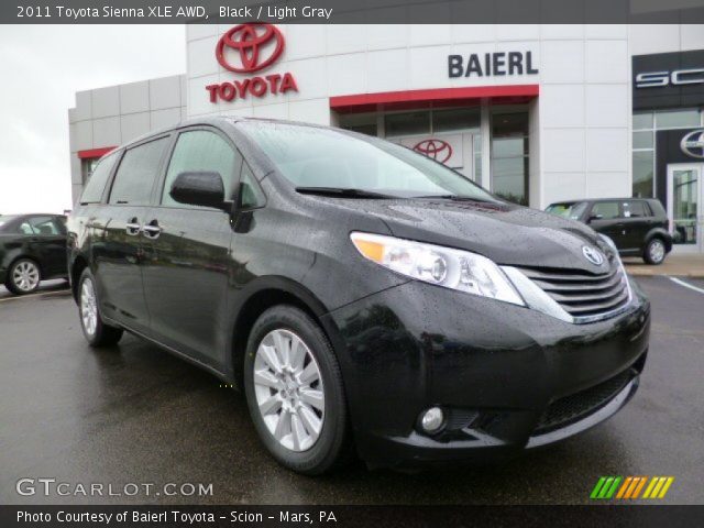 2011 Toyota Sienna XLE AWD in Black