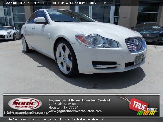 2009 Jaguar XF Supercharged in Porcelain White