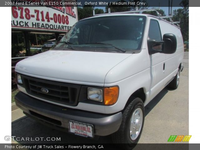 2007 Ford E Series Van E150 Commercial in Oxford White