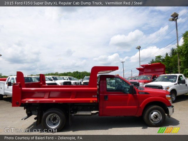 2015 Ford F350 Super Duty XL Regular Cab Dump Truck in Vermillion Red