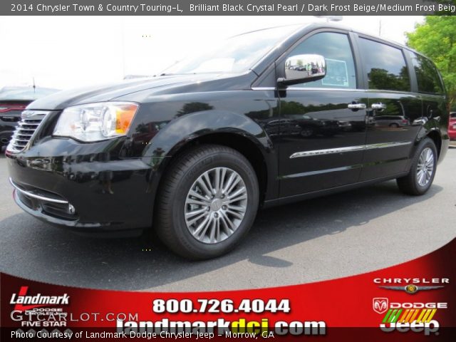 2014 Chrysler Town & Country Touring-L in Brilliant Black Crystal Pearl