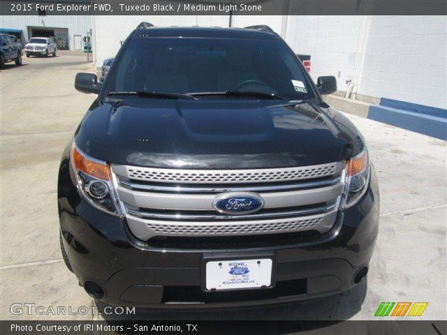 2015 Ford Explorer FWD in Tuxedo Black