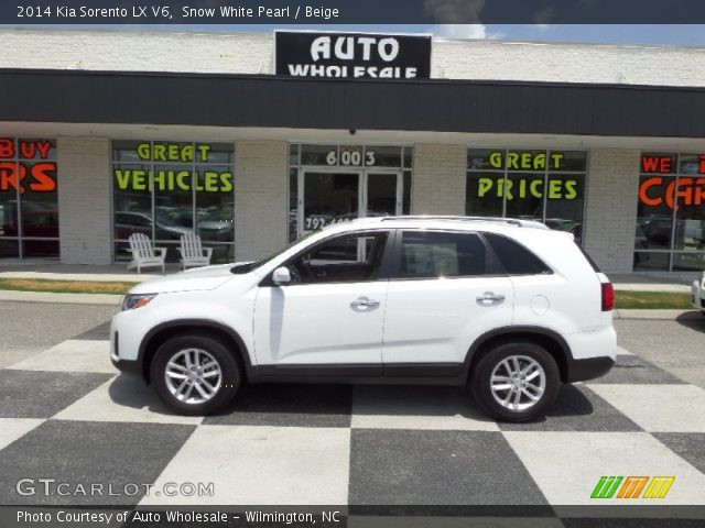 2014 Kia Sorento LX V6 in Snow White Pearl