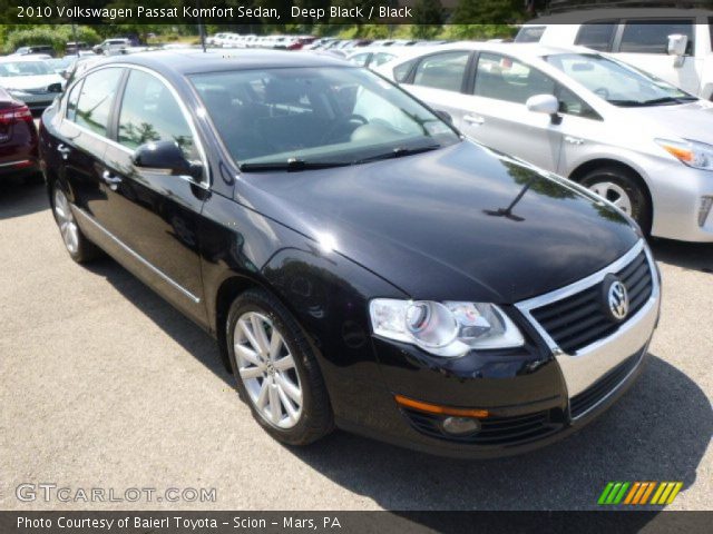2010 Volkswagen Passat Komfort Sedan in Deep Black