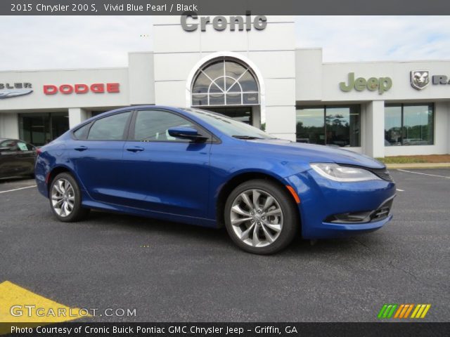 2015 Chrysler 200 S in Vivid Blue Pearl