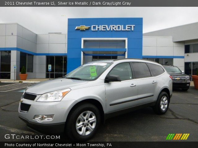 2011 Chevrolet Traverse LS in Silver Ice Metallic