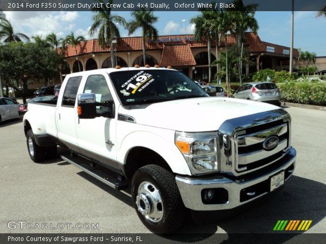 2014 Ford F350 Super Duty XLT Crew Cab 4x4 Dually in Oxford White