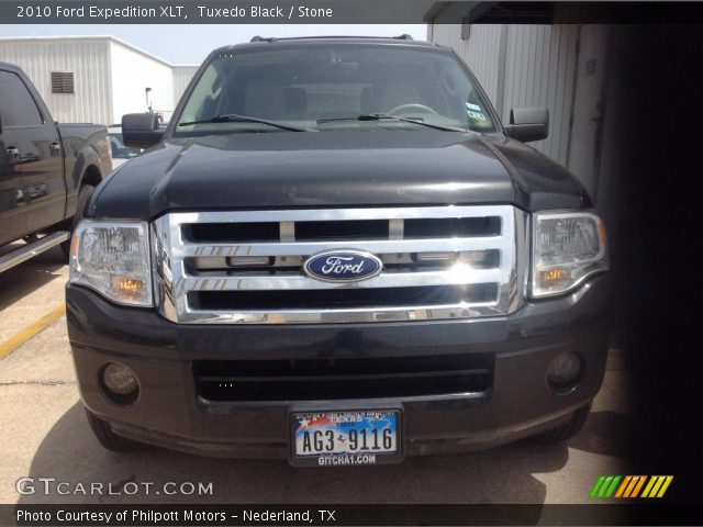 2010 Ford Expedition XLT in Tuxedo Black