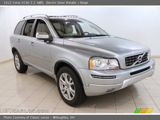 2013 Volvo XC90 3.2 AWD in Electric Silver Metallic