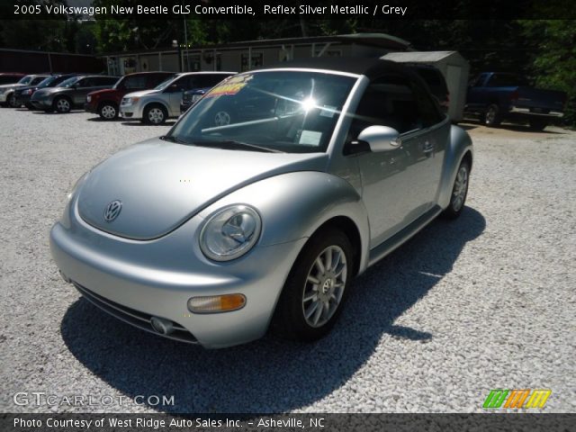 2005 Volkswagen New Beetle GLS Convertible in Reflex Silver Metallic