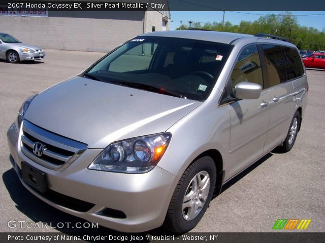 2007 Honda Odyssey EX in Silver Pearl Metallic