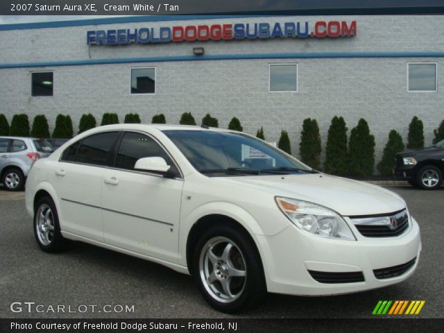 2007 Saturn Aura XE in Cream White