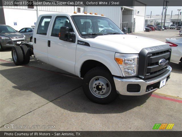 2015 Ford F350 Super Duty XL Super Cab DRW in Oxford White