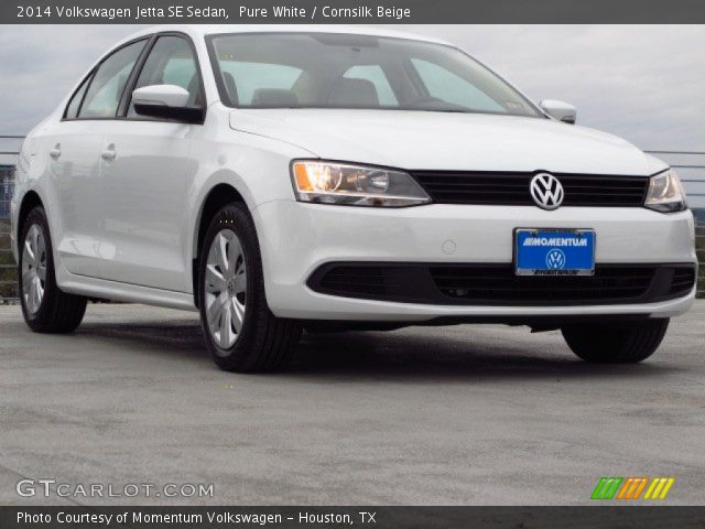 2014 Volkswagen Jetta SE Sedan in Pure White