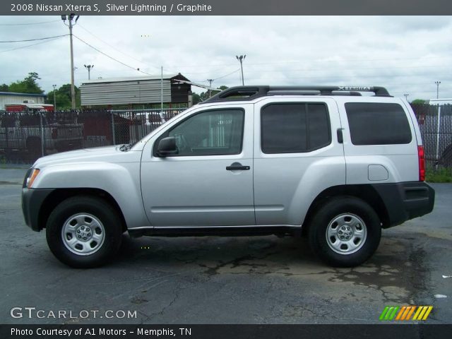 2008 Nissan Xterra S in Silver Lightning