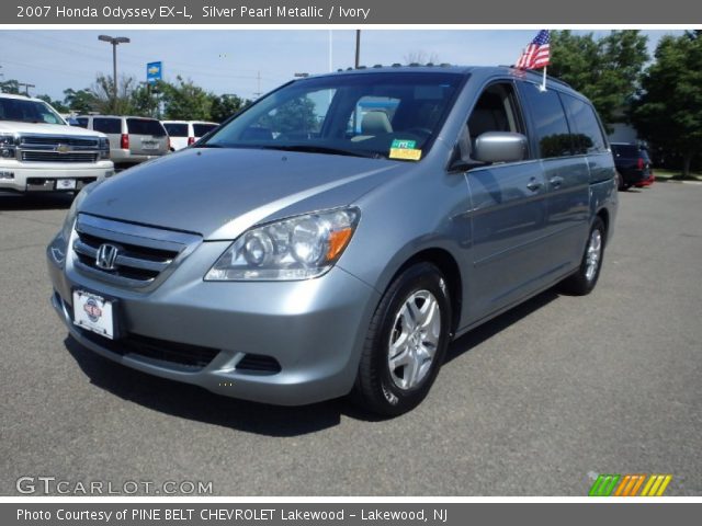 2007 Honda Odyssey EX-L in Silver Pearl Metallic