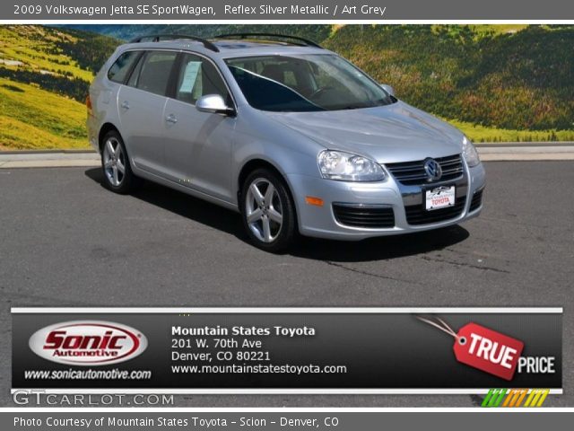 2009 Volkswagen Jetta SE SportWagen in Reflex Silver Metallic