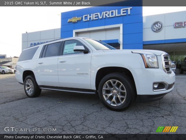 2015 GMC Yukon XL SLT in Summit White