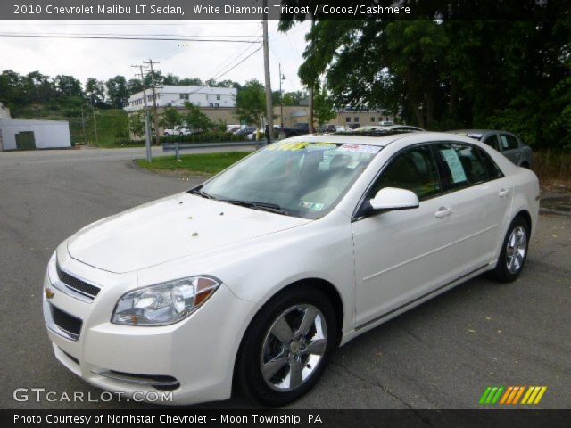 2010 Chevrolet Malibu LT Sedan in White Diamond Tricoat