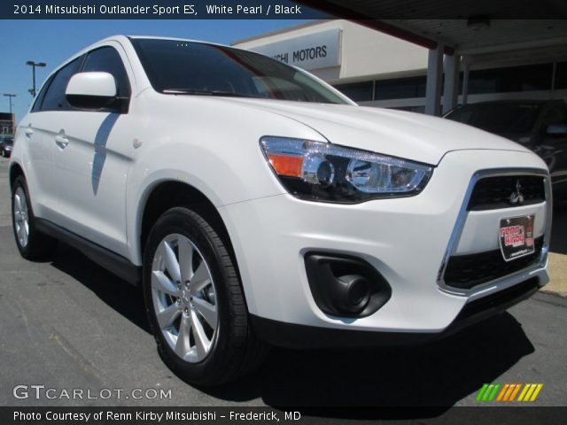 2014 Mitsubishi Outlander Sport ES in White Pearl