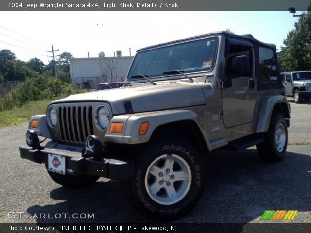 2004 Jeep Wrangler Sahara 4x4 in Light Khaki Metallic
