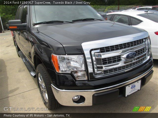 2014 Ford F150 XLT SuperCrew in Tuxedo Black