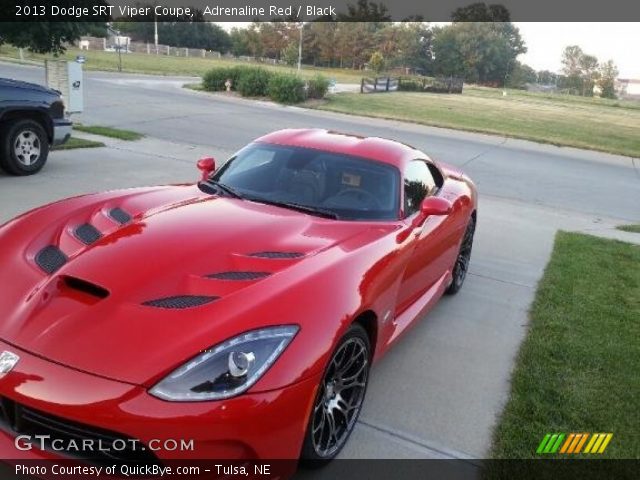 2013 Dodge SRT Viper Coupe in Adrenaline Red