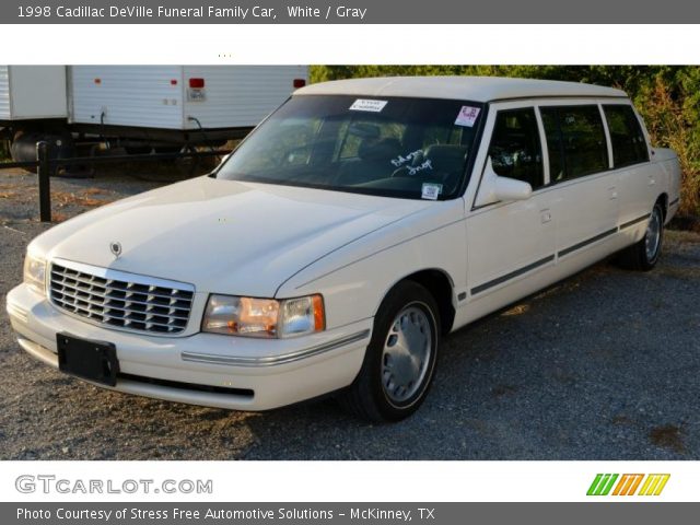 1998 Cadillac DeVille Funeral Family Car in White