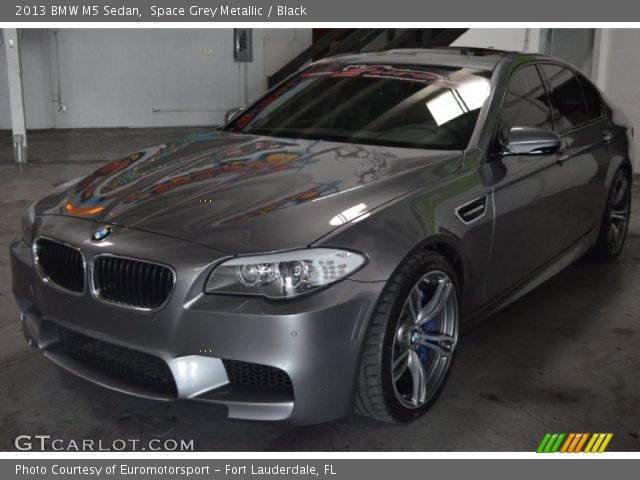 2013 BMW M5 Sedan in Space Grey Metallic