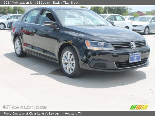 2014 Volkswagen Jetta SE Sedan in Black