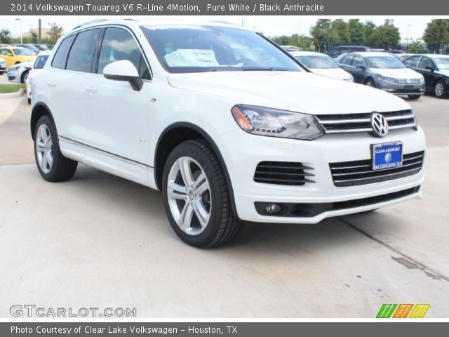 2014 Volkswagen Touareg V6 R-Line 4Motion in Pure White