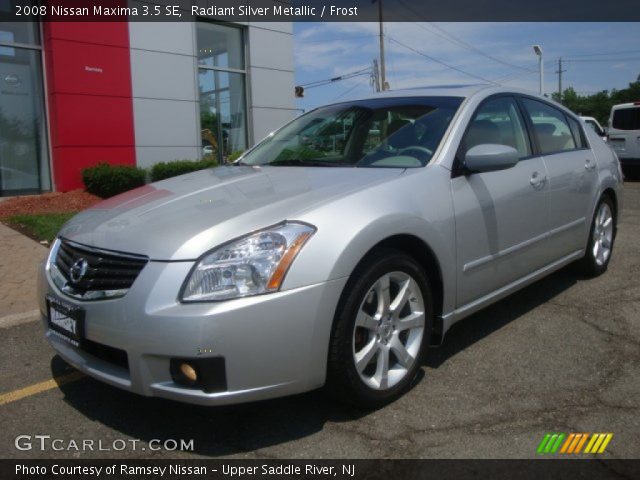 2008 Nissan Maxima 3.5 SE in Radiant Silver Metallic