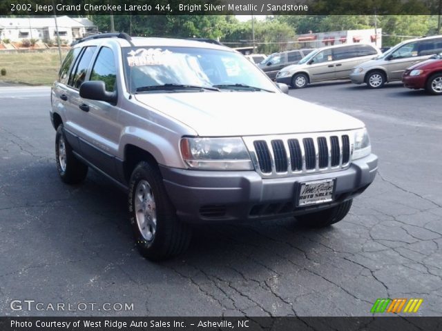 2002 Jeep Grand Cherokee Laredo 4x4 in Bright Silver Metallic