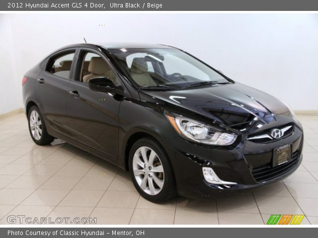 2012 Hyundai Accent GLS 4 Door in Ultra Black