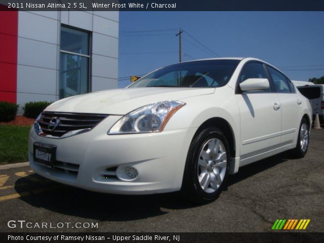 2011 Nissan Altima 2.5 SL in Winter Frost White