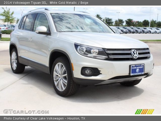 2014 Volkswagen Tiguan SEL in White Gold Metallic