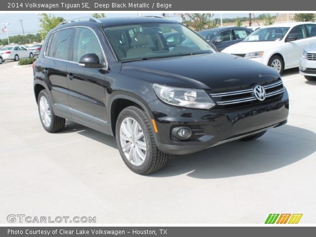 2014 Volkswagen Tiguan SE in Deep Black Metallic