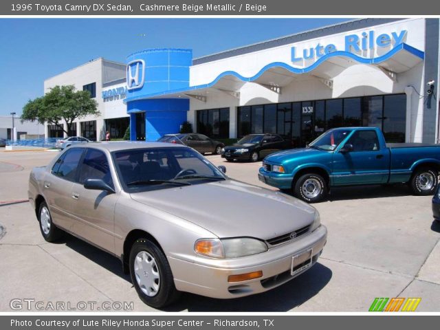 1996 Toyota Camry DX Sedan in Cashmere Beige Metallic